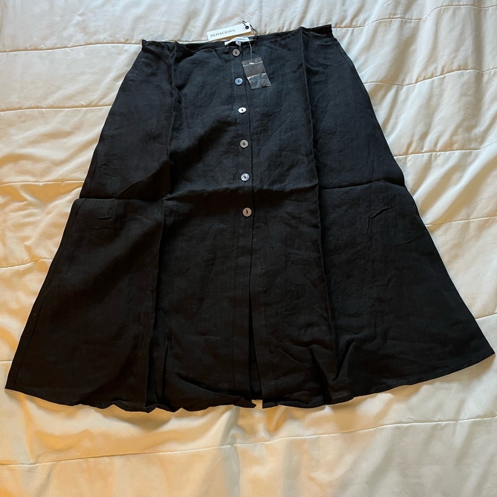 Olivaceous Women’s NWT Skirt Classic Fit Black size L - Picture 2 of 6